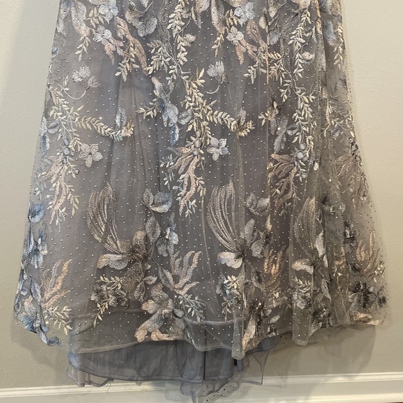 Mac Duggal Long Sleeve Beaded Appliqué Gown [Size: 16] Style #20214 - Picture 6 of 16